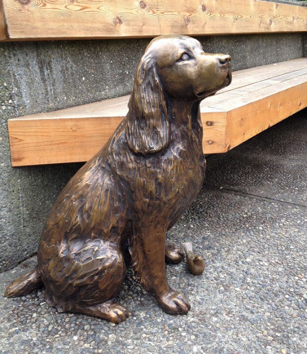 Golden Retriever Garden Ornament