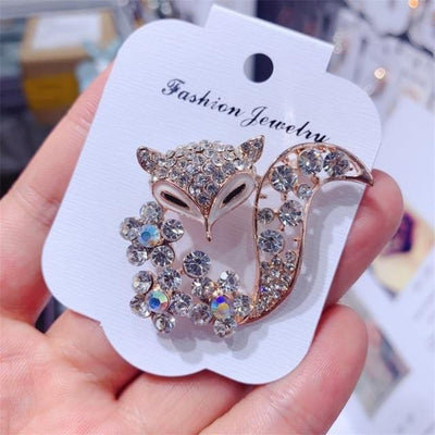 Ladies Exquisite Fox Brooch